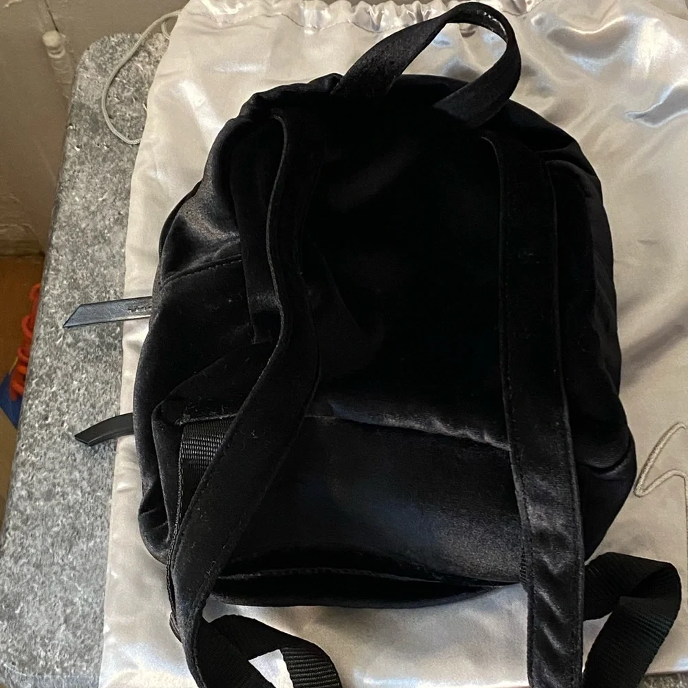 Authentic backpack - Picture 1 of 3